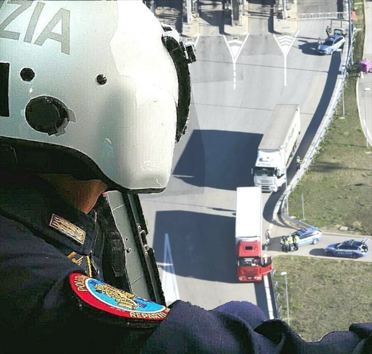 Controlli dall'alto della Polizia in Abruzzo e Molise, contestate 114 violazioni