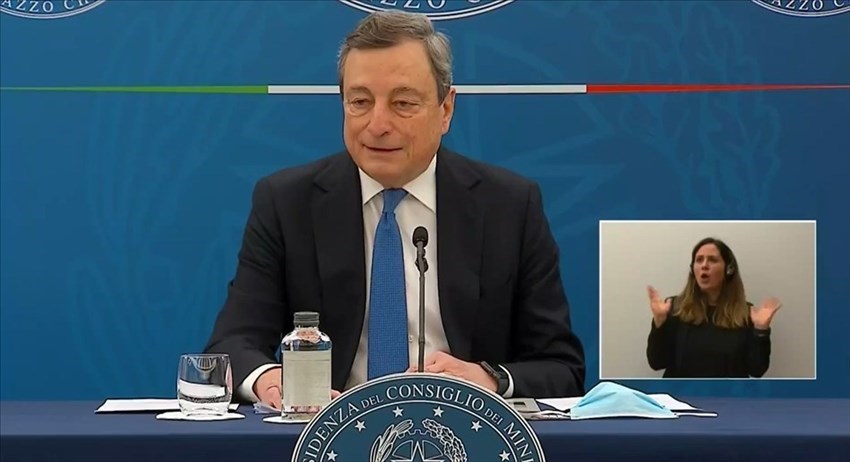Draghi: "Possiamo guardare al futuro con prudente ottimismo"