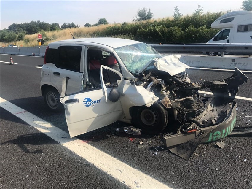 Incidente in A14 tra Vasto Nord e Vasto Sud, morto un automobilista
