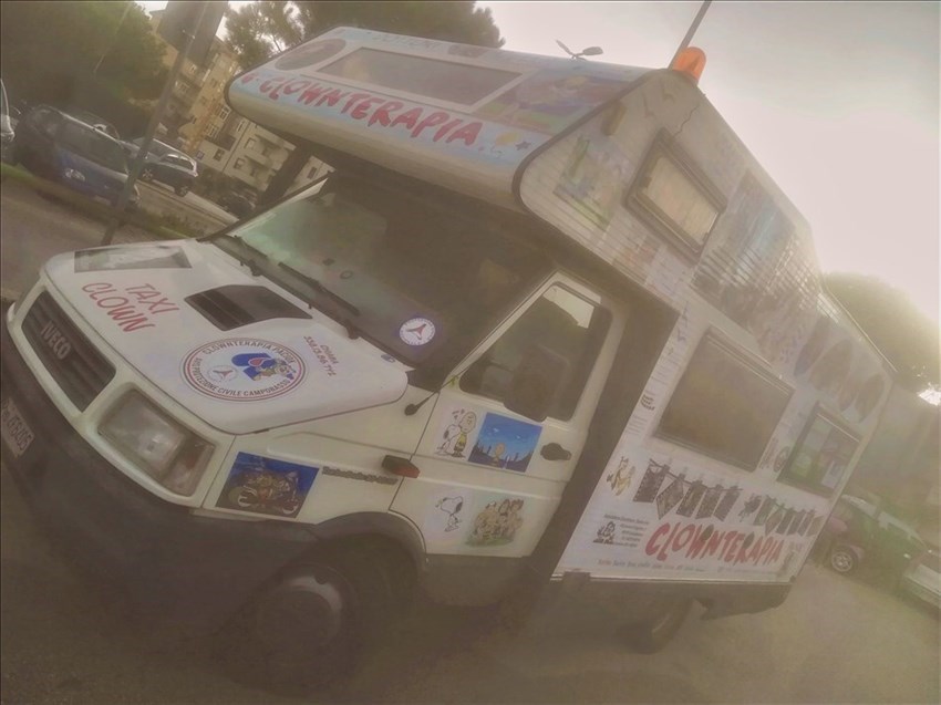 Il “Taxi Clown” d’intesa con Avis Protezione Civile fa tappa a Vasto