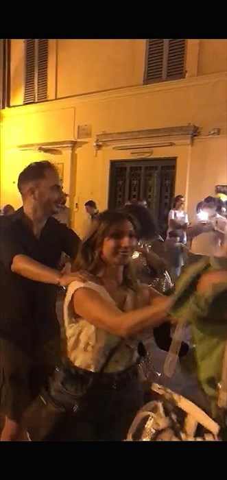 A Vasto un Flash mob in onore di Raffaella Carrà: "Un omaggio ad un mito italiano"