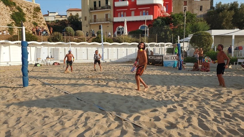 "Emotion" a piè di Castello: adrenalina e turismo nella tappa del circuito di beach tennis