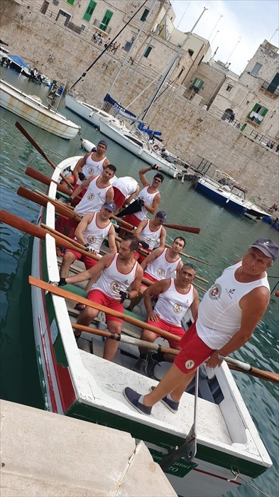 "La Ciurma" e "La Ciurma Rosa" prima e seconda a Giovinazzo