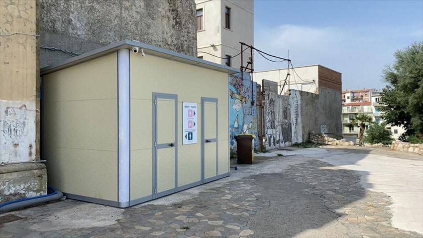 Bagni pubblici in centro, da stasera il nuovo box per servizi igienici in piazza Sant'Antonio