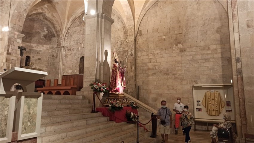 L'omaggio dei termolesi a San Basso, la veglia in Cattedrale