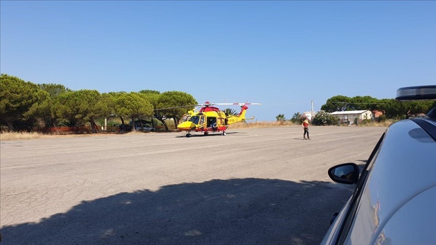 Gravi le condizioni della 32enne rimasta ferita sull'A14, trasferita in elicottero a Pescara