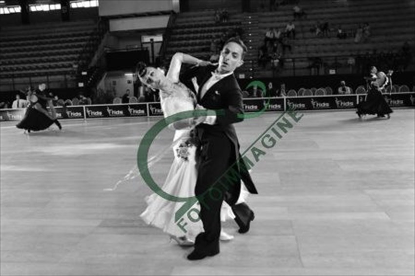 Campionato danza: bronzo ai vastesi Andrea Iuliano e Monica Smerili