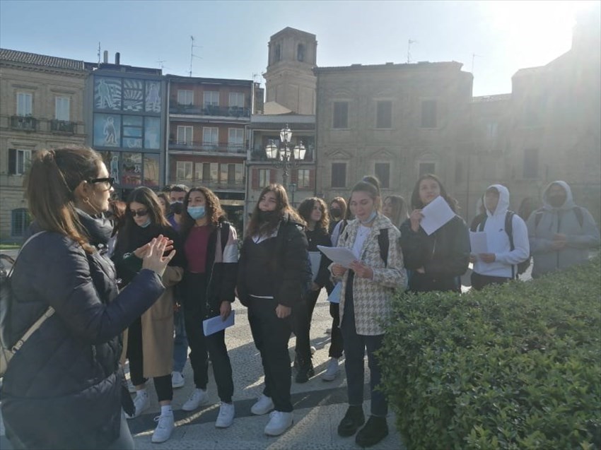 Al Palizzi ricomincia il Trekking Urbano per i ragazzi del corso Turismo