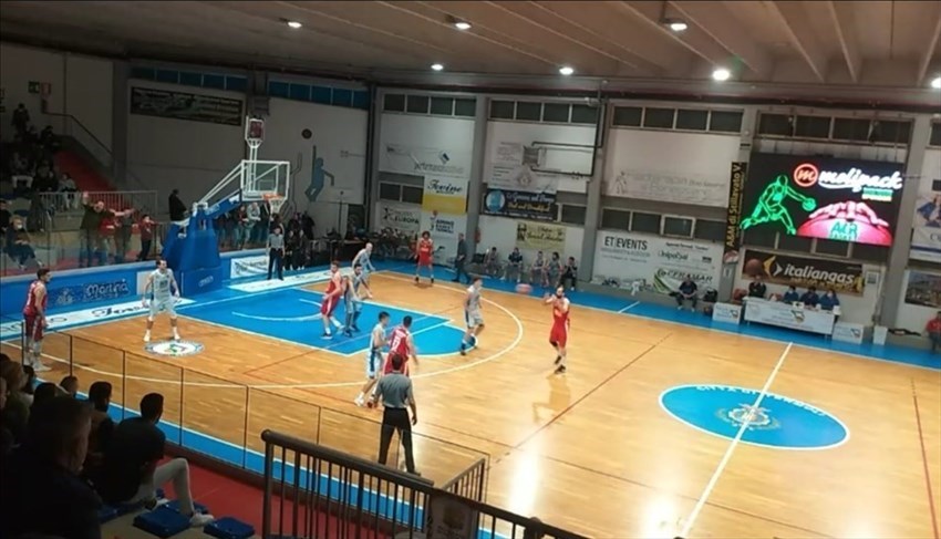 La Vasto Basket in trasferta supera Termoli 86-77