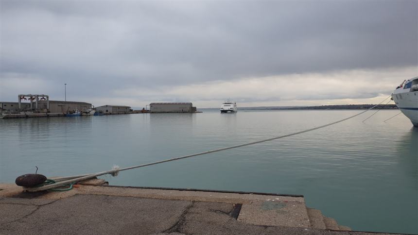 Collegherà Termoli alle Isole Tremiti: arrivata in porto la Santa Lucia