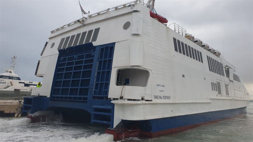 Collegherà Termoli alle Isole Tremiti: arrivata in porto la Santa Lucia