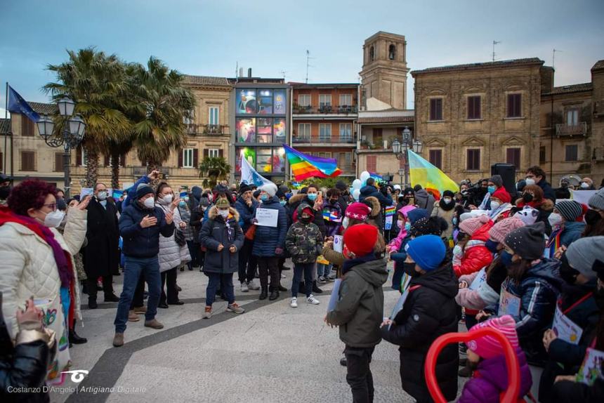 "Mio figlio è a Leopoli e non pensavamo scoppiasse davvero la guerra"