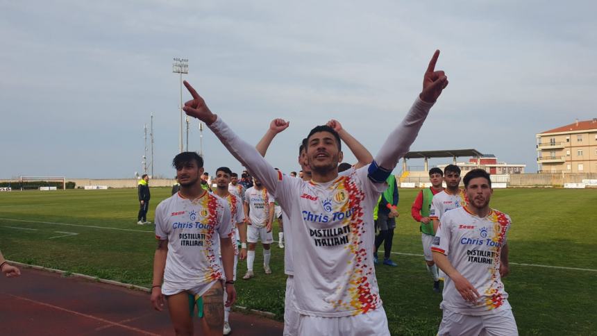 Termoli calcio in tripudio