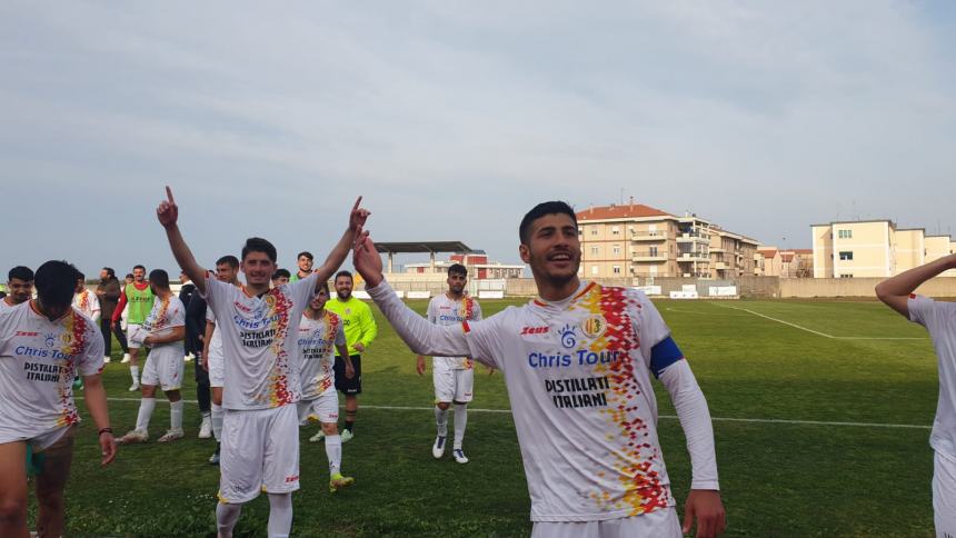 Termoli calcio in tripudio