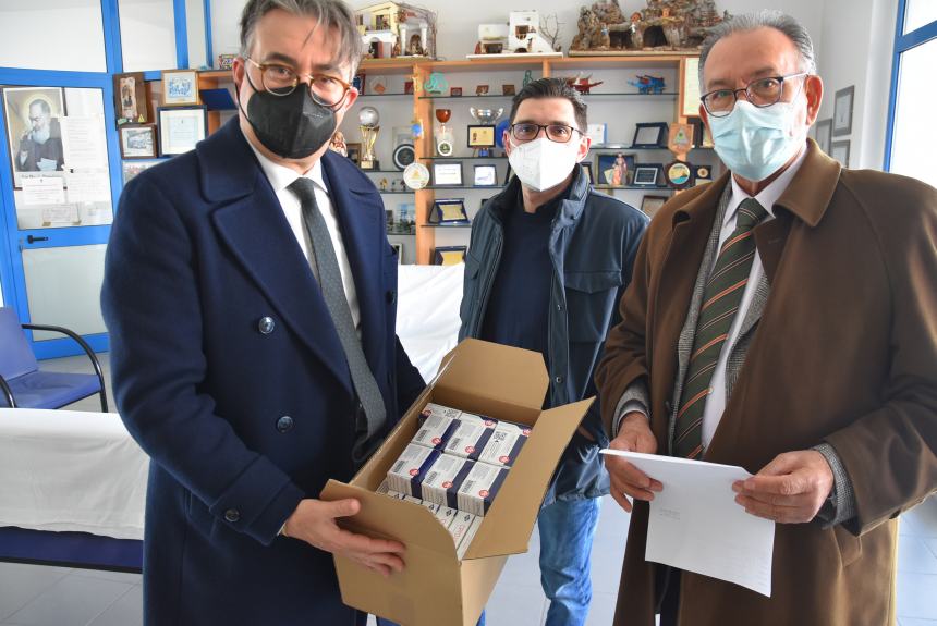 Farmaci e materiale sanitario per il popolo ucraino