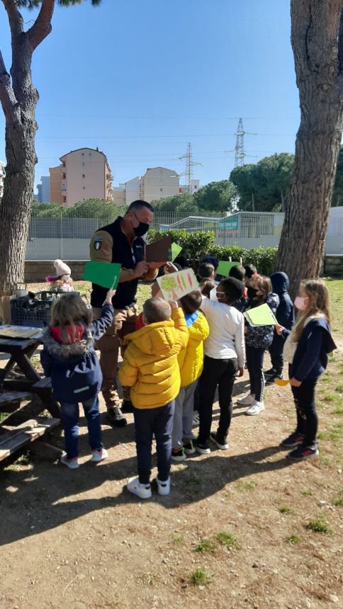 Carabinieri della Biodiversità donano l'Albero di Falcone alla Brigida