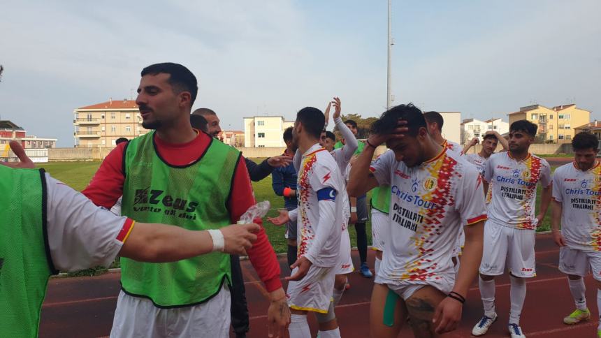 Termoli calcio in tripudio