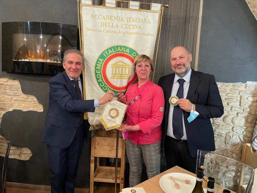Delegazione vastese dell'Accademia Italiana della Cucina alla scoperta del miele 