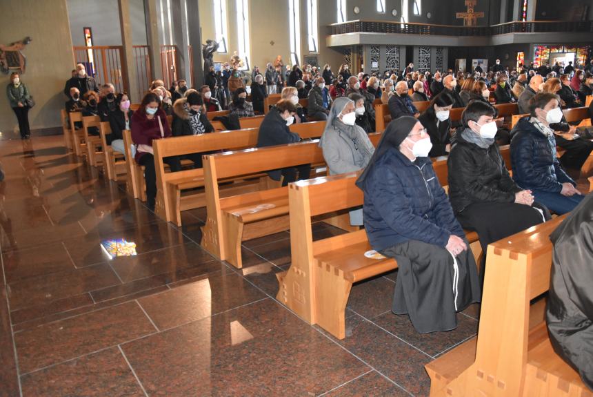 I funerali di padre Luigi Russo