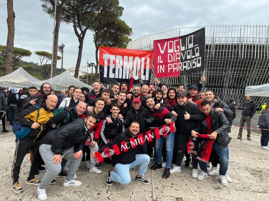 Trasferta portafortuna all'Olimpico: il Milan club intitolato a Carmine D'Angelo