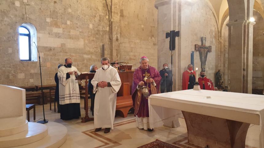 Quarantennale dell'Avis: la messa in cattedrale col vescovo Gianfranco De Luca