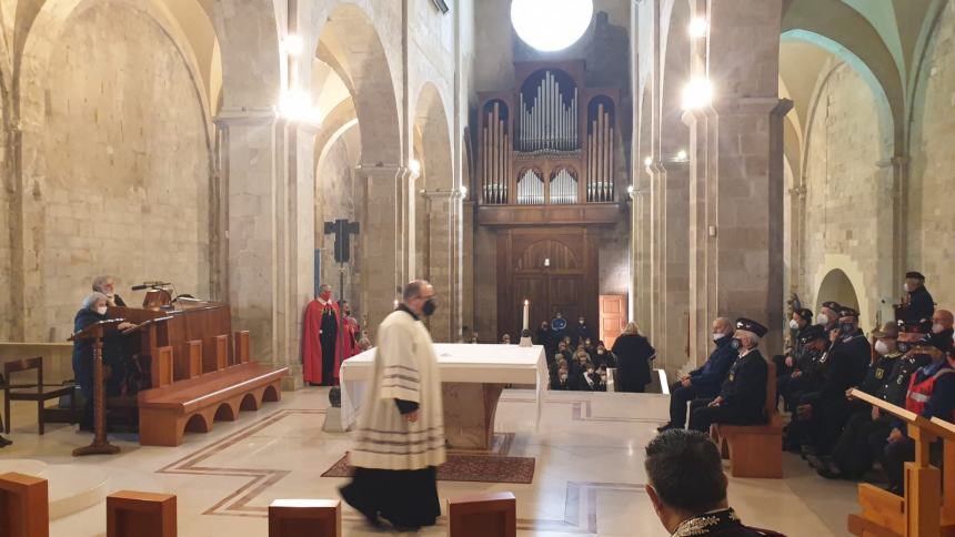 Quarantennale dell'Avis: la messa in cattedrale col vescovo Gianfranco De Luca