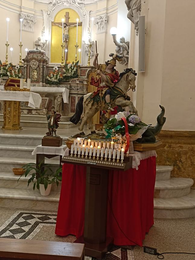 Processione e fuochi d'artificio, San Giorgio riporta la comunità a vivere