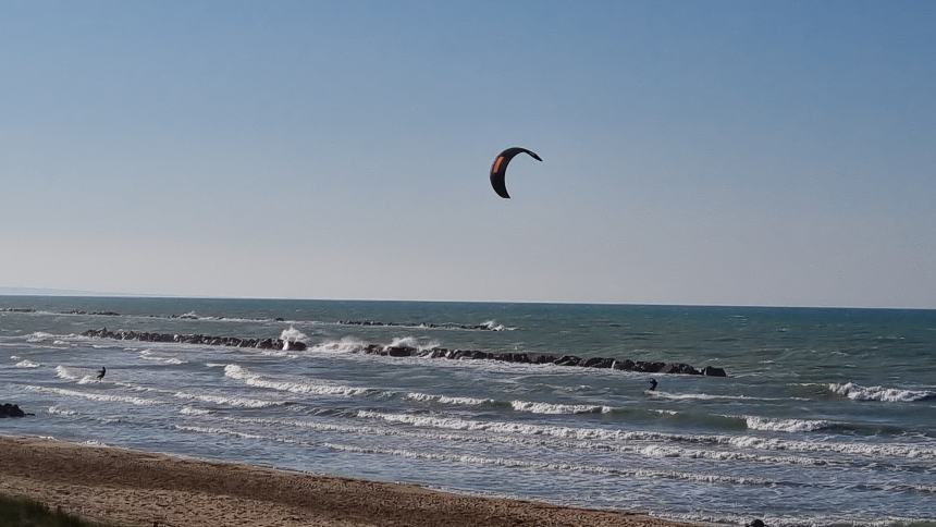 Kitesurf sul Lungomare Cristoforo Colombo