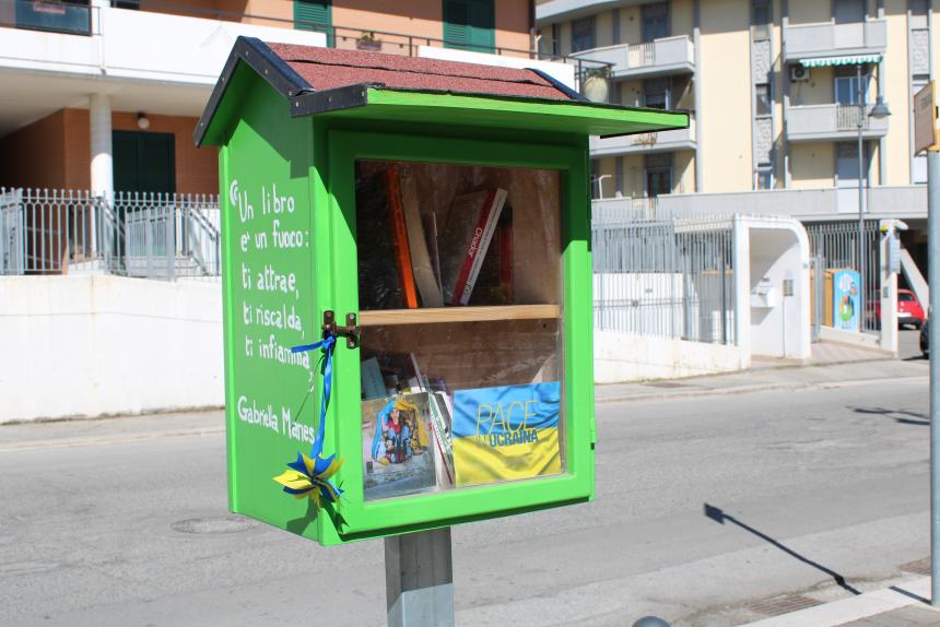 “Un libro è un fuoco: ti attrae, ti riscalda, ti infiamma”