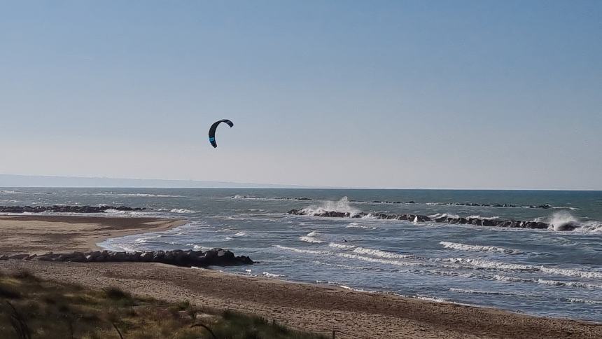 Kitesurf sul Lungomare Cristoforo Colombo