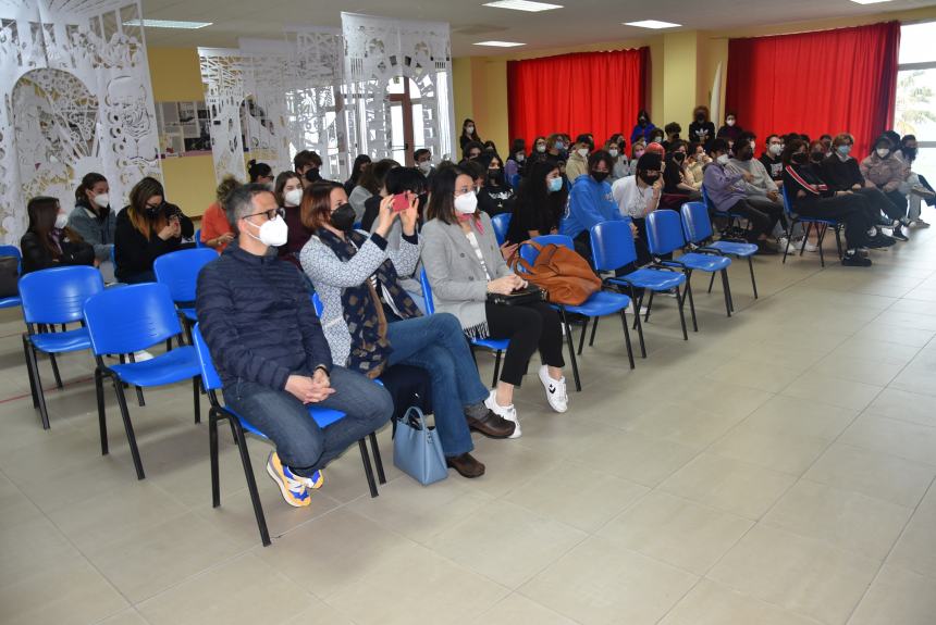 Intitolazione aula magna al professor Panfilo Di Paolo al liceo artistico