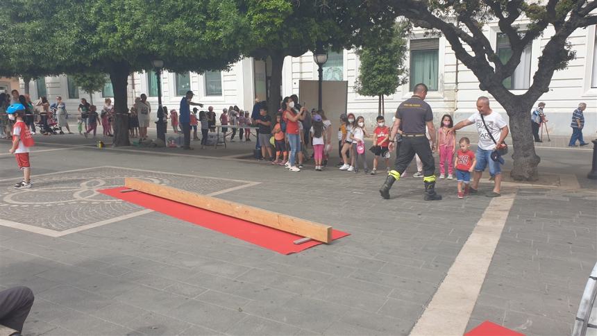 Pompieropoli, studenti termolesi a lezione dai Vigili del fuoco