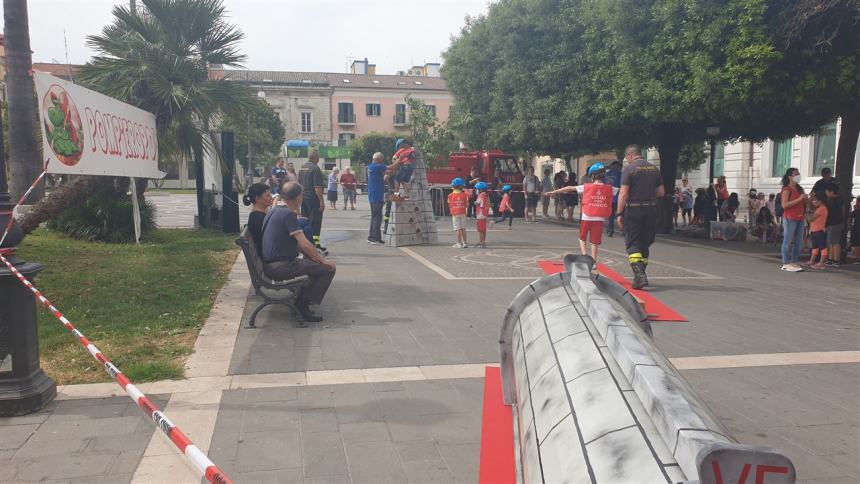 Pompieropoli, studenti termolesi a lezione dai Vigili del fuoco