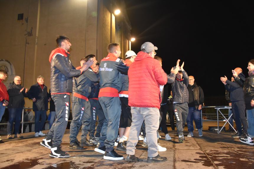 La festa del Termoli calcio in piazza Sant'Antonio