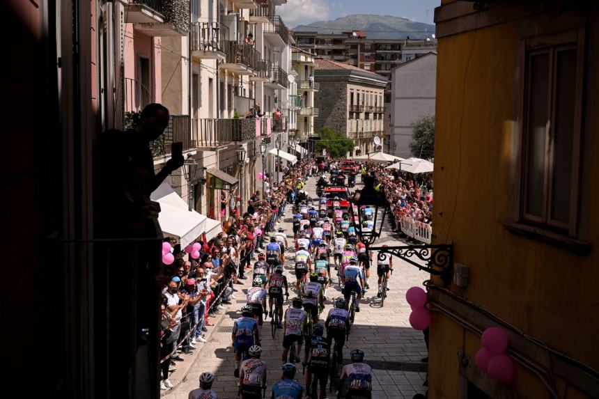 Tappone appenninico Isernia-Blockhaus, è la nona fatica del Giro d'Italia