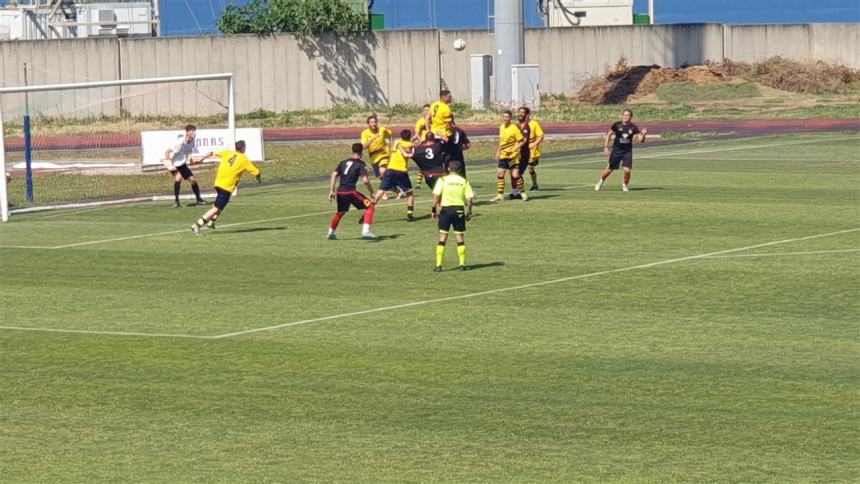 Stagione infinita per il calcio termolese, Termoli 2016 centra la finale playoff