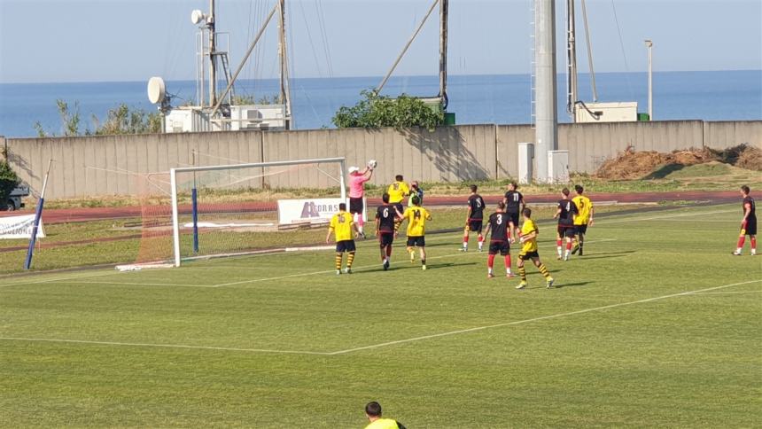 Stagione infinita per il calcio termolese, Termoli 2016 centra la finale playoff