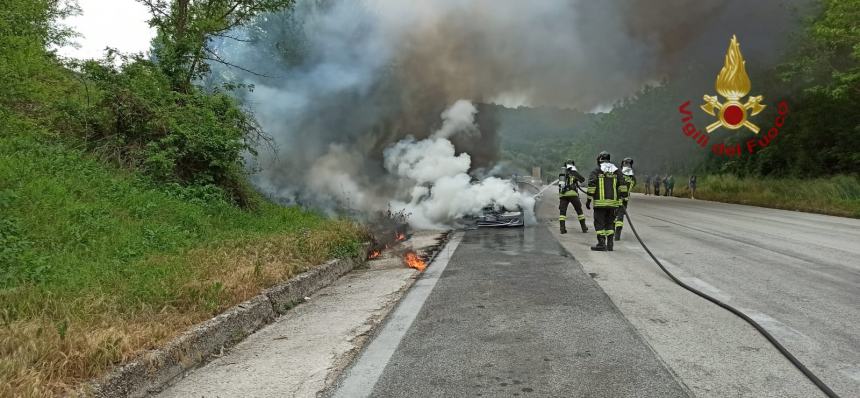 Incendio sulla Trignina