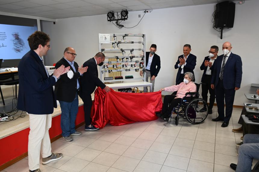 Premio Mario Molino 2022, donato un macchinario pneumatico al Mattei