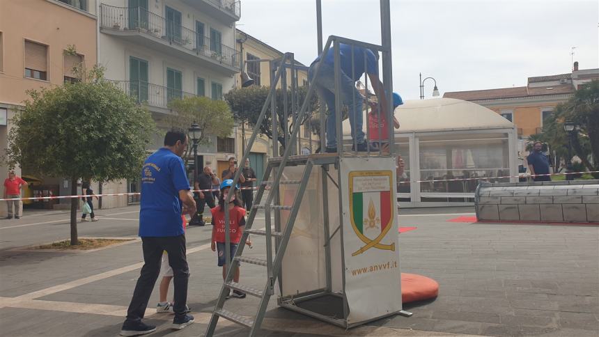 Pompieropoli, studenti termolesi a lezione dai Vigili del fuoco