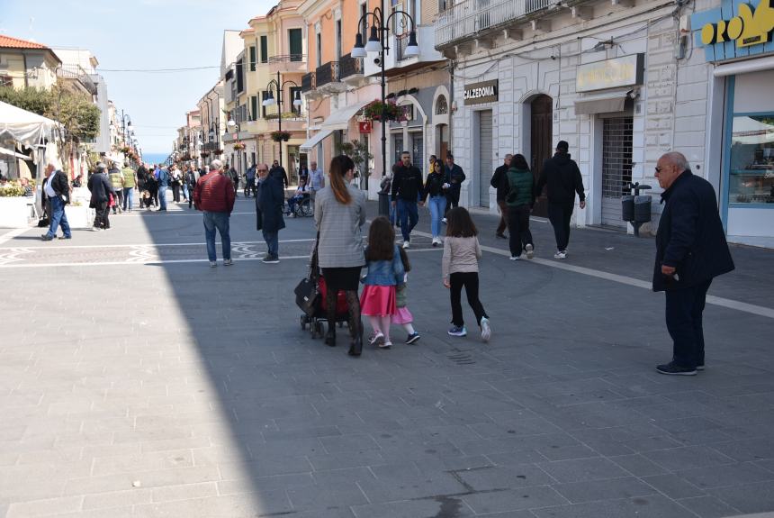 Primo maggio, turismo alla prova del 9: eventi, locali e primo assaggio della spiaggia