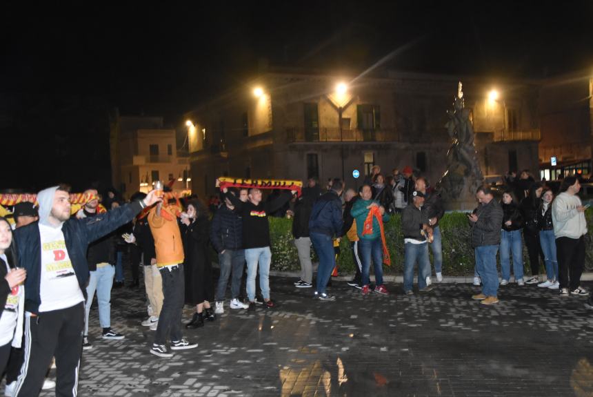 La festa del Termoli calcio in piazza Sant'Antonio