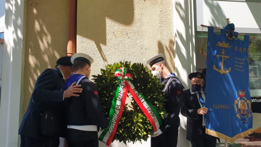 Onore al comandante Mario Milano