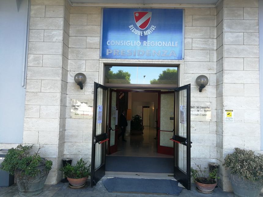 Consiglio regionale, inaugurata biblioteca