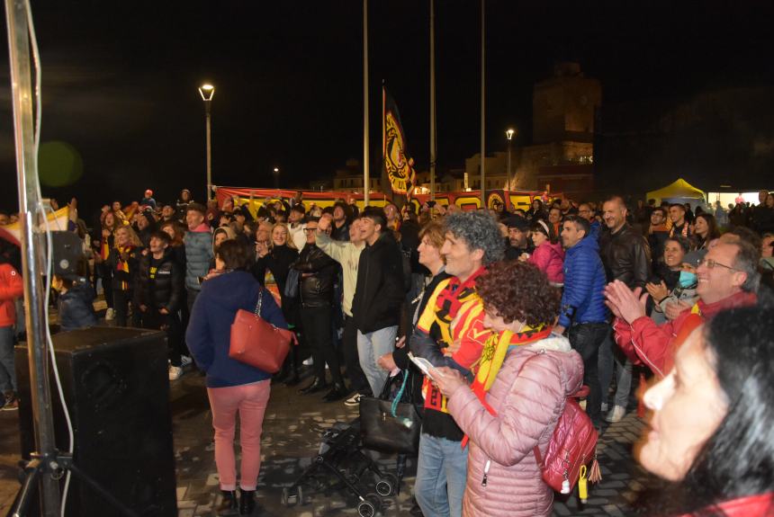 La festa del Termoli calcio in piazza Sant'Antonio