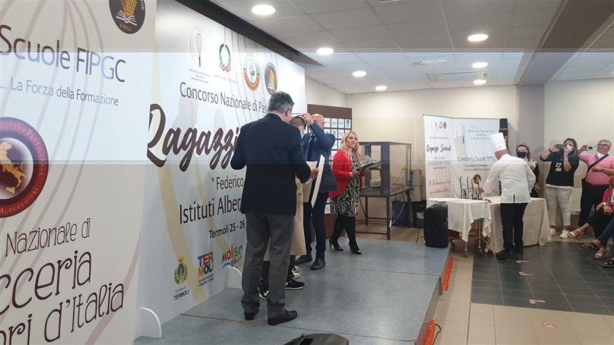 Concorso nazionale di pasticceria per ragazzi speciali: la premiazione