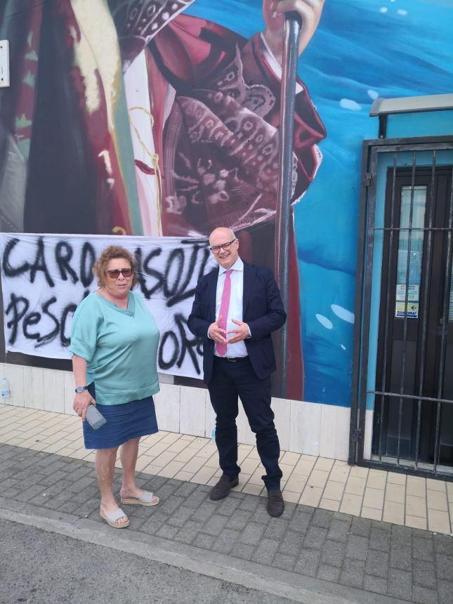 I pescatori termolesi ieri in Ancona