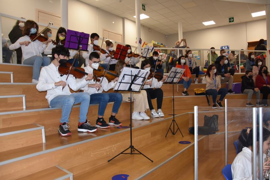 Musica e ambiente, all'istituto Brigida l'Europa si festeggia con l'Erasmus 
