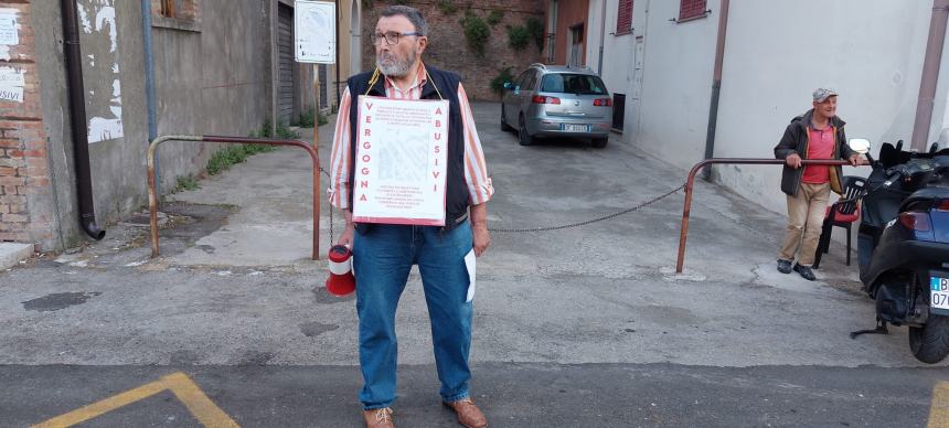 La protesta di Pasquale Sisto a Guglionesi