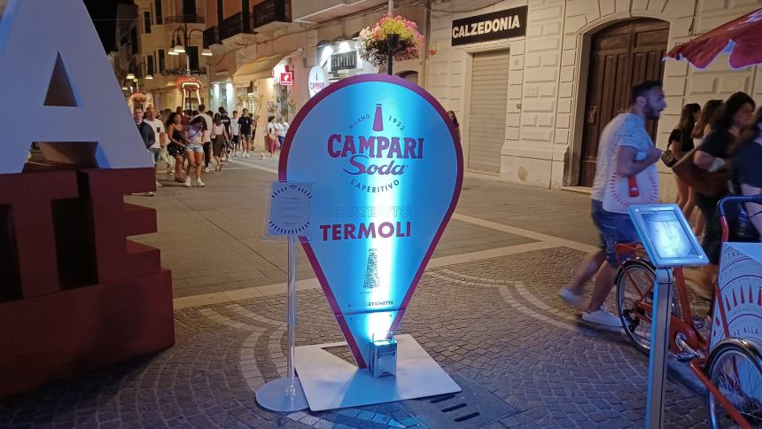 Selfie e Campari, il distretto del divertimento